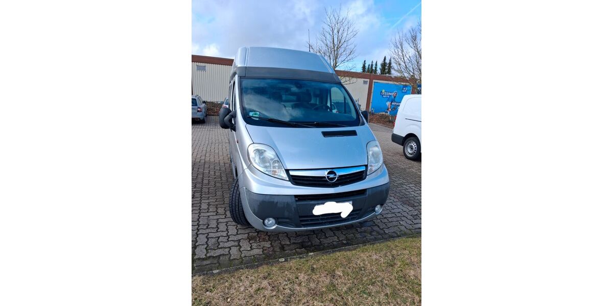 Opel Vivaro 243.000 km 8.880 &euro; Wolfenbüttel 38302