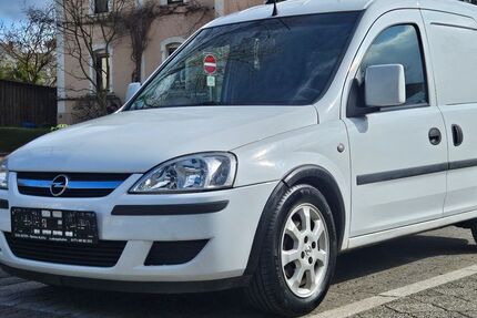 Opel Combo 149.000 km 4.500 &euro; Bad Homburg 61350
