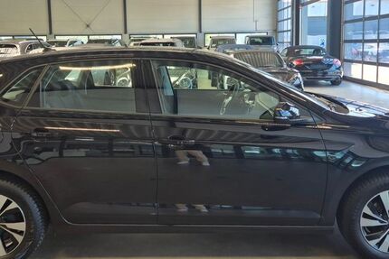 VW Polo 32.000 km 12.290 &euro; Geesthacht bei Hamburg 21502