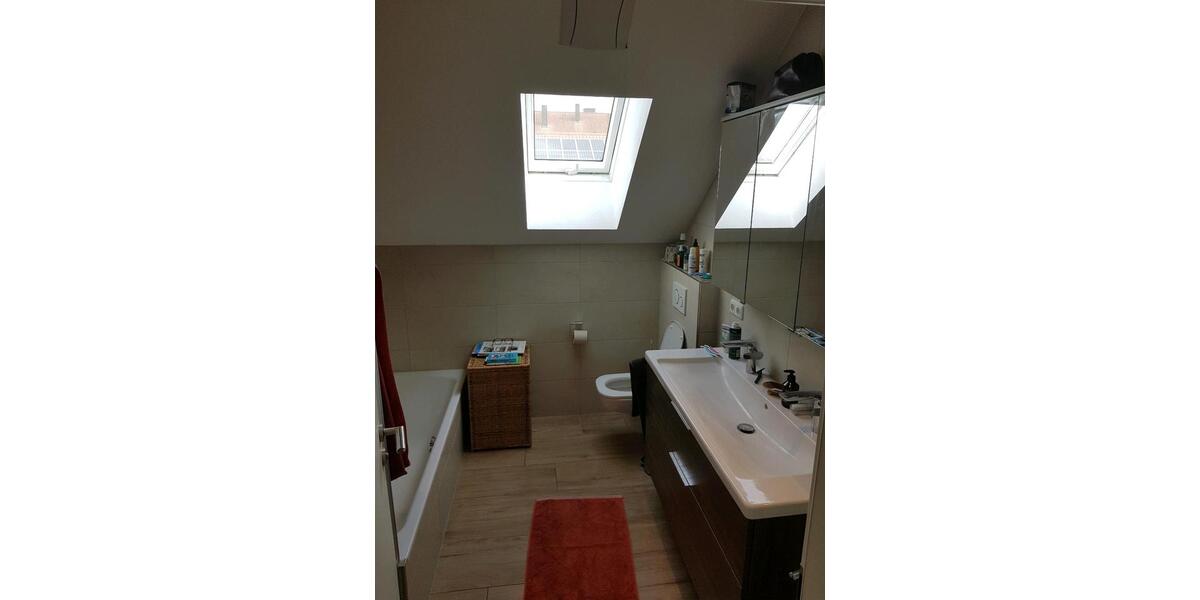 Dachgeschoßwohnung Abensberg - 3 Zimmer, 80 m&sup2;, 870&euro; | Angebot:27594422