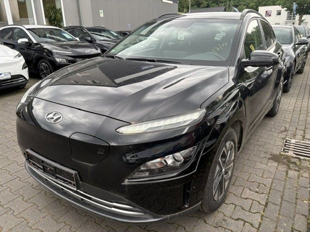 Hyundai KONA 28.827 km 18.800 &euro; Bonn 53227