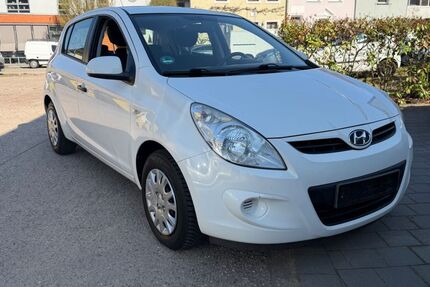 Hyundai i20 155.000 km 4.100 &euro; Saarlouis 66740