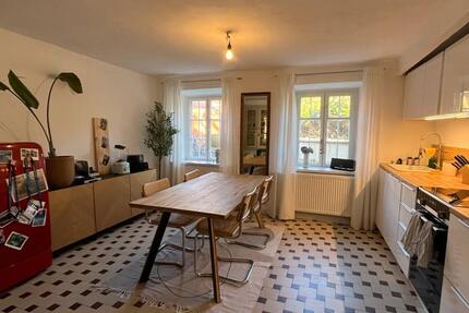 Wohnung Siegsdorf - 2 Zimmer, 75 m&sup2;, 830&euro; | Angebot:25572111