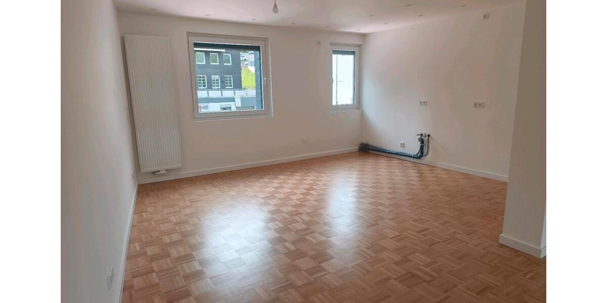 Etagenwohnung Overath - 4 Zimmer, 126 m&sup2;, 1.385&euro; | Angebot:26640744