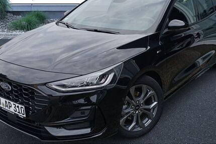 Ford Focus 8.500 km 21.990 &euro; Hartmannsdorf 09232
