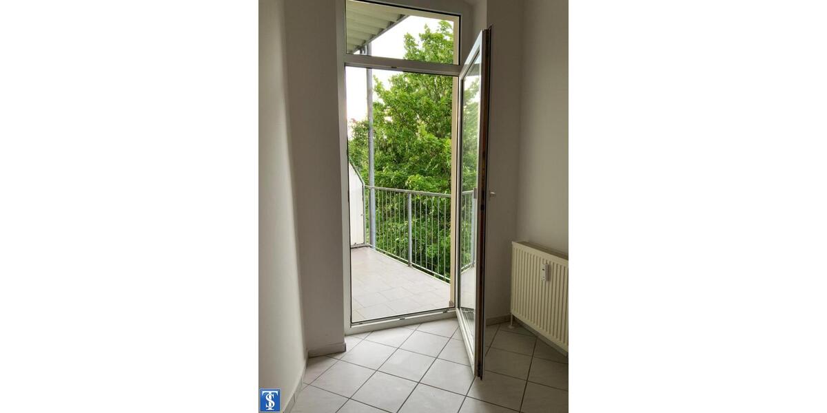 Etagenwohnung Plauen Bahnhofsvorstadt - 2 Zimmer, 67 m&sup2;, 375&euro; | Angebot:26550236
