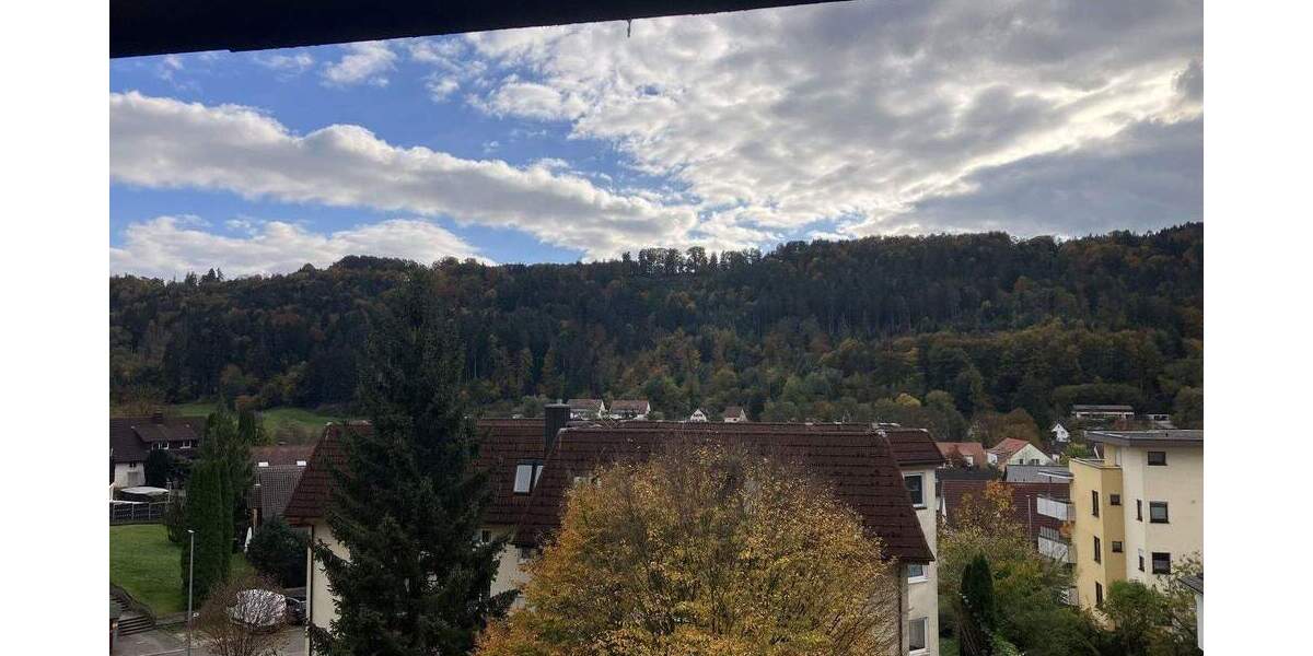 Attraktive 3 Zimmer Wohnung mit Aussicht 3 zimmer