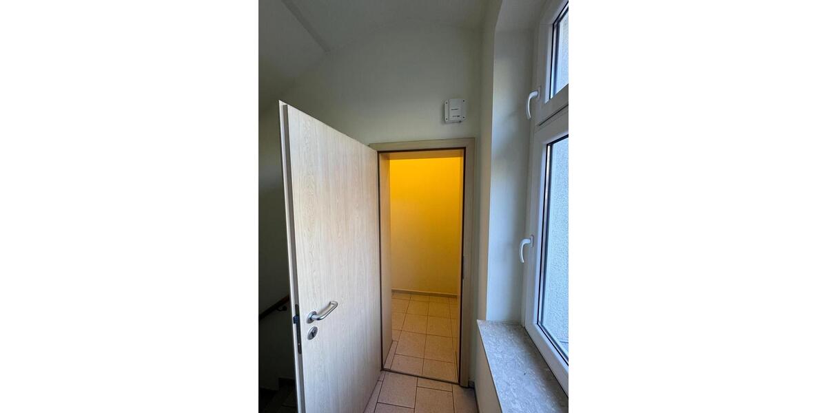 Etagenwohnung Gera Debschwitz - 3 Zimmer, 80 m&sup2;, 560&euro; | Angebot:26380197
