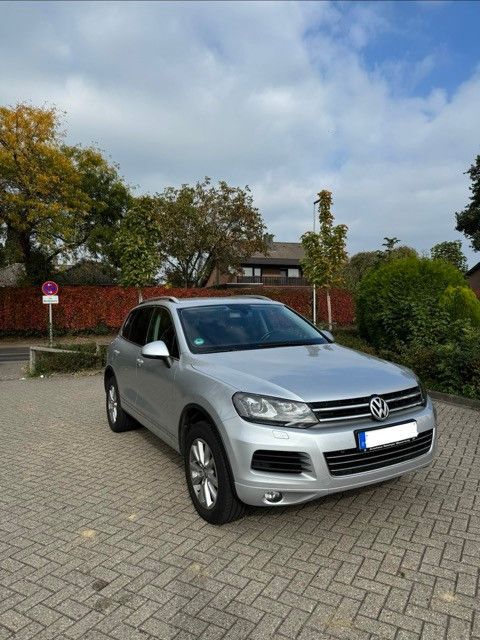 VW Touareg 88.795 km 22.500 € Heinsberg 52525