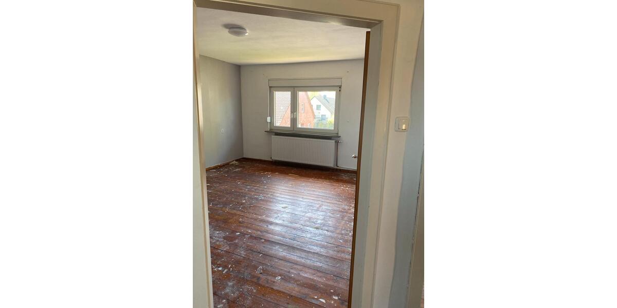Einfamilienhaus Meinersen - 7 Zimmer, 170 m&sup2;, 1.200&euro; | Angebot:26417046