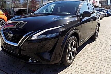 Nissan Qashqai 40.284 km 27.590 &euro; München 81677