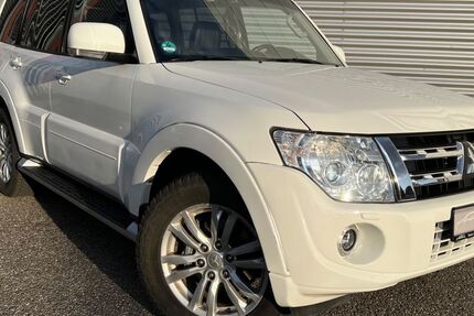 Mitsubishi Pajero 86.350 km 24.490 &euro; Stuttgart 70378