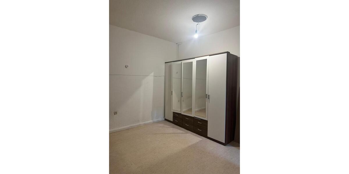 Dachgeschoßwohnung Bochum Bochum-Ost - 5 Zimmer, 125 m&sup2;, 1.100&euro; | Angebot:25045461