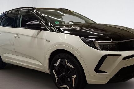 Opel Grandland (X) 27.271 km 23.990 &euro; Glonn 85625