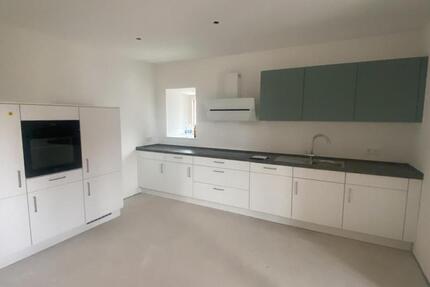 Wohnung zur Miete 103 m² +30 m² Balkon zimmer