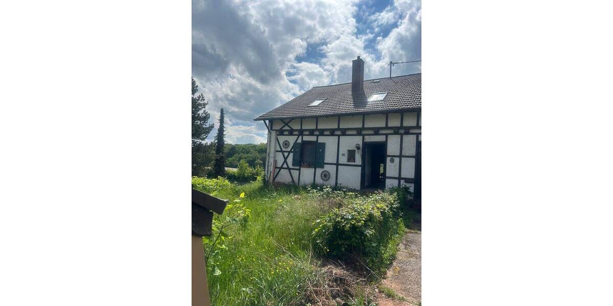 Einfamilienhaus Schiffweiler Heiligenwald - 5 Zimmer, 140 m&sup2;, 119.000&euro; | Angebot:26851295