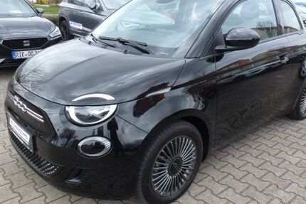 Fiat 500e 23.997 km 20.990 &euro; Waldheim 04736