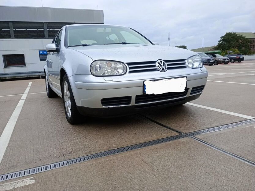 VW Golf 157.000 km 2.200 € Hamburg 21149