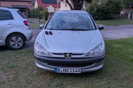 Peugeot 206 90.000 km 3.599 &euro; Berlin 13089