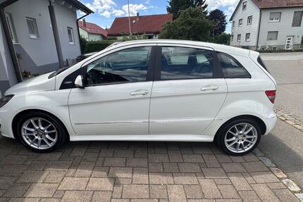 Mercedes-Benz B 180 150.000 km 4.300 &euro; Hülben 72584