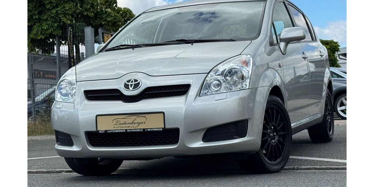 Toyota Corolla Verso 121.000 km 5.900 &euro; Fürth 90763