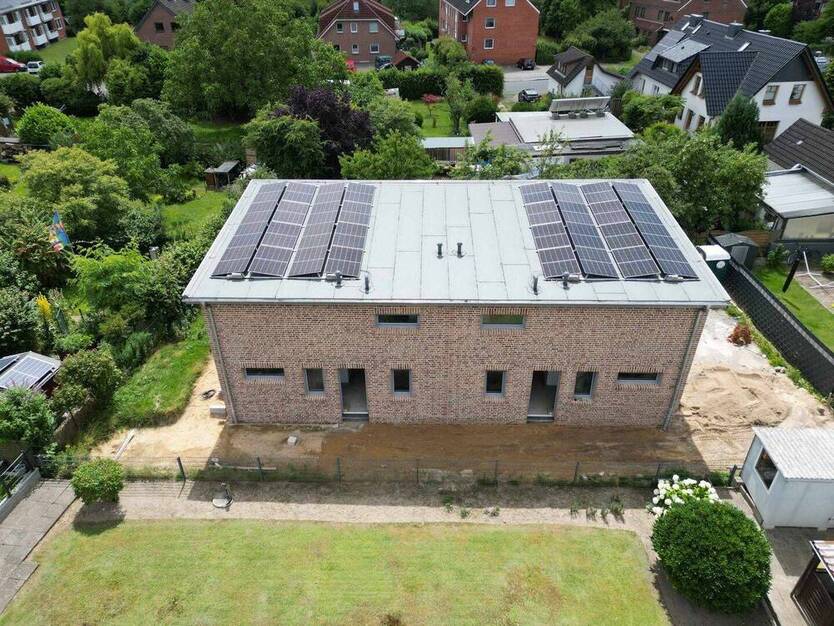 Erstbezug! Neubau-Doppelhaushälften mit Garten, PV-Strom & Top-Ausstattung in ruhiger Wohnlage