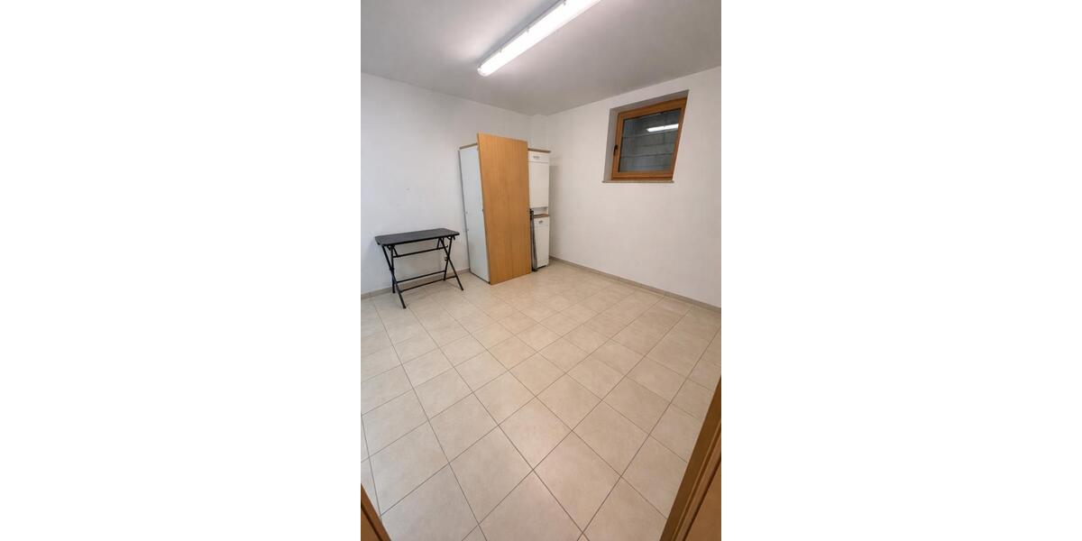 Erdgeschoßwohnung Gedern - 2.5 Zimmer, 70 m&sup2;, 700&euro; | Angebot:25071366