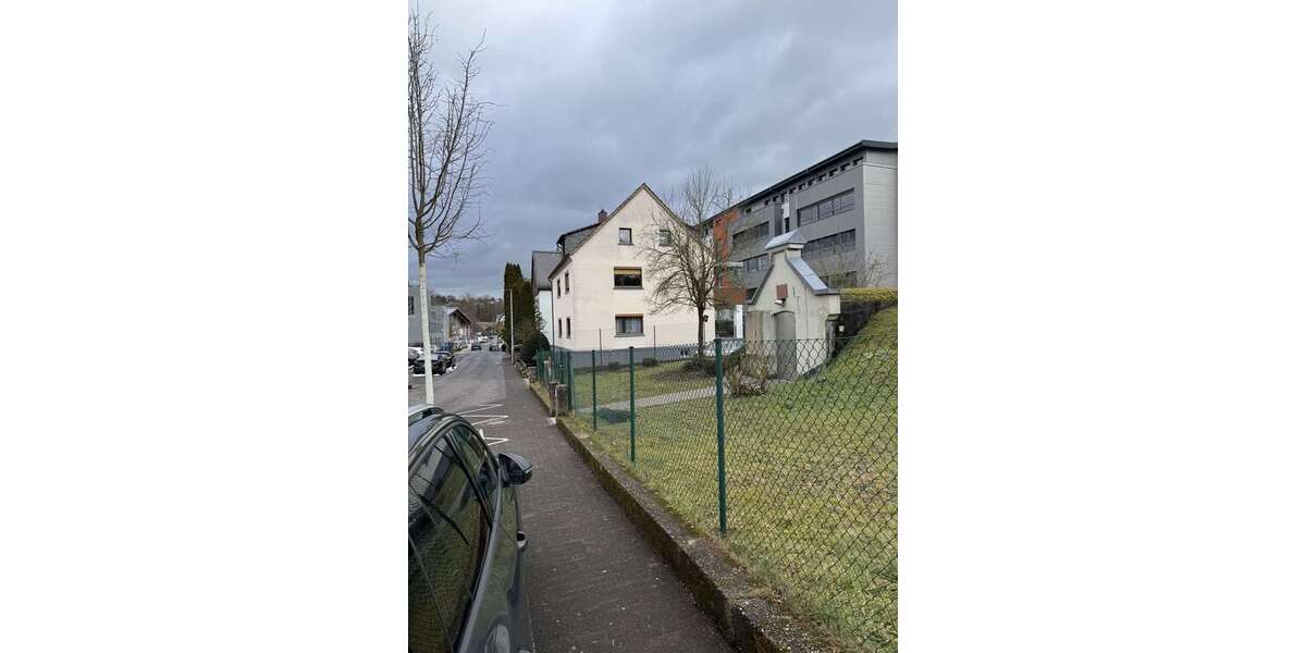 Einfamilienhaus Idstein - 9 Zimmer, 245 m&sup2;, 590.000&euro; | Angebot:25435647