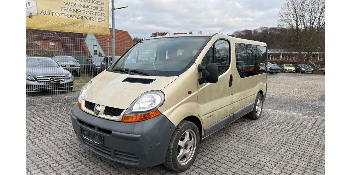 Renault Trafic 241.261 km 4.490 &euro; Würzburg 97076