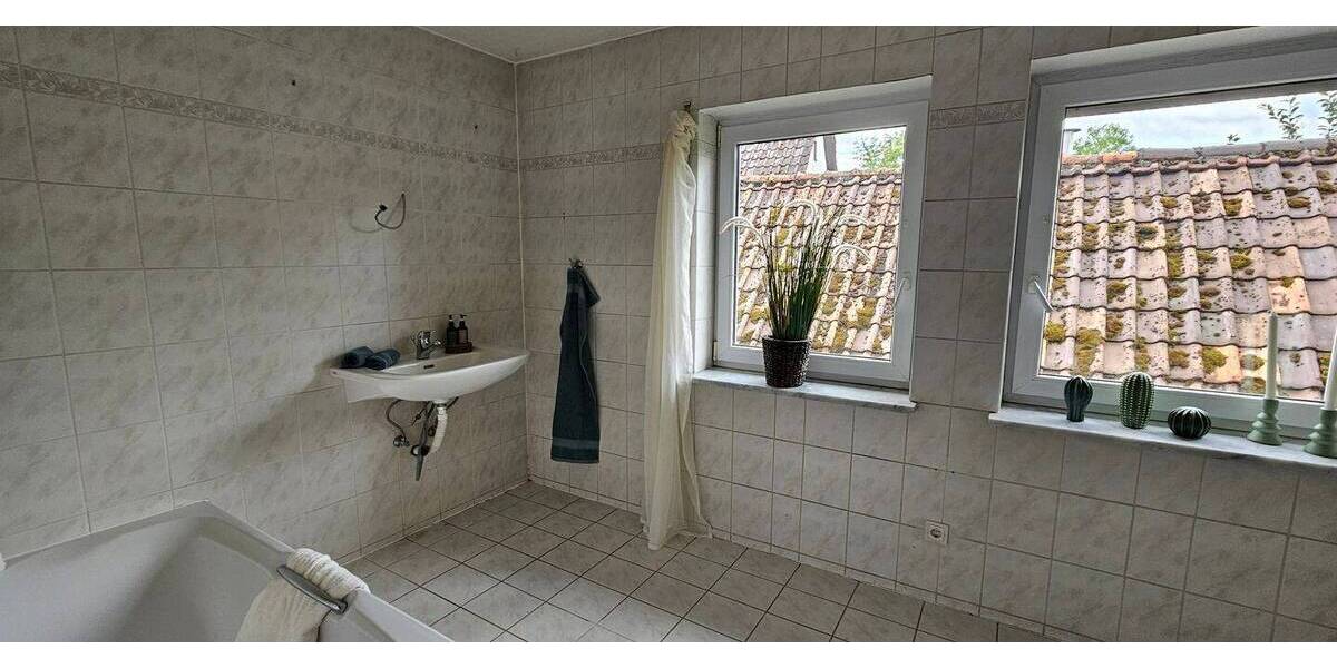 Mehrfamilienhaus, Wohnhaus Lauda-Königshofen Königshofen - 4 Zimmer, 157 m&sup2;, 249.000&euro; | Angebot:26684160