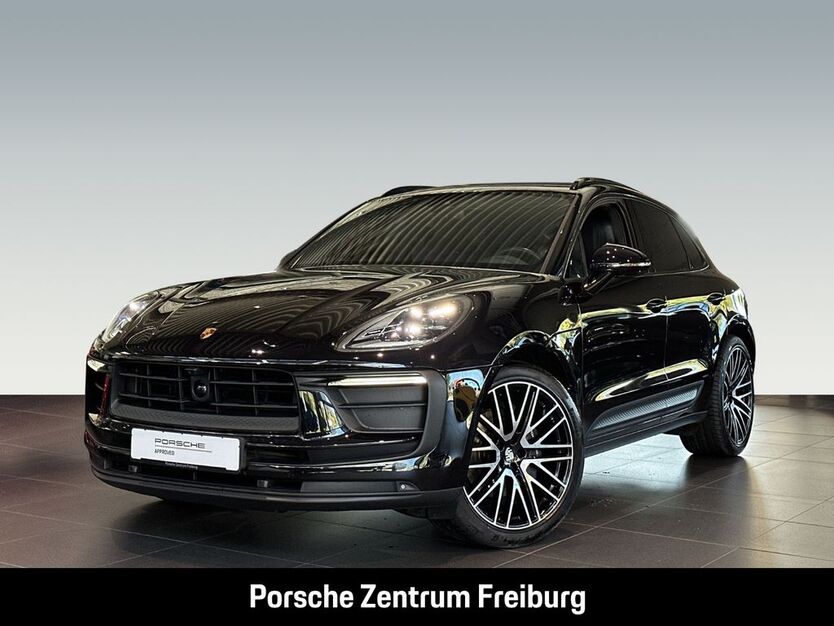 Porsche Macan 26.900 km 81.690 € Freiburg 79115