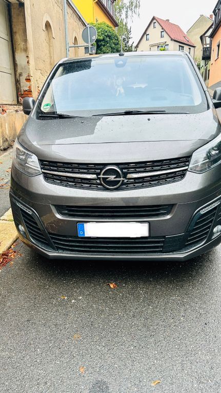 Opel Zafira Life 56.200 km 27.900 € Meerane 08393