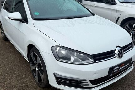VW Golf 111.560 km 9.490 &euro; Eggebek 24852