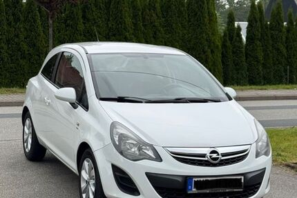 Opel Corsa 151.000 km 3.199 &euro; Pantelitz 18442