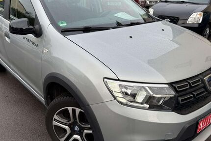 Dacia Sandero 23.000 km 12.800 &euro; Dortmund 44388