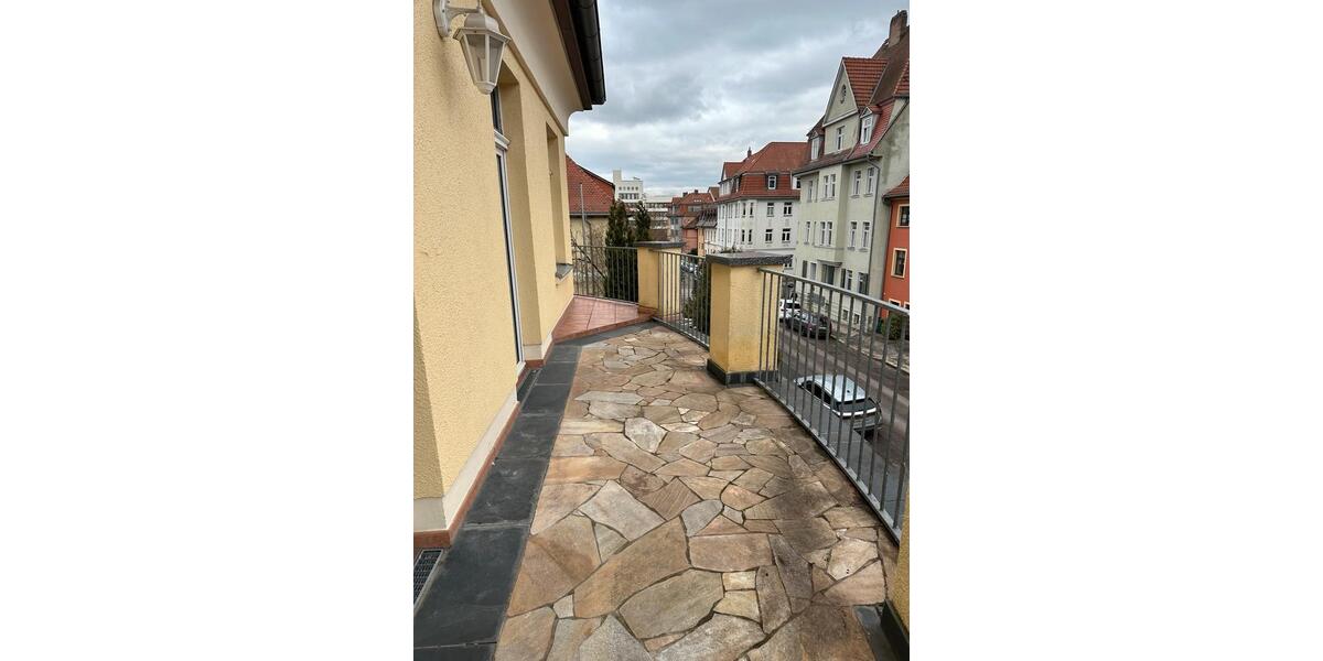 Etagenwohnung Am Ettersberg - 8 Zimmer, 250 m&sup2;, 4.500&euro; | Angebot:24873686