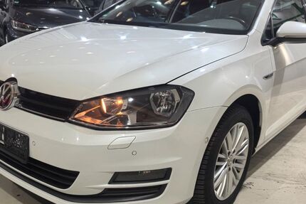 VW Golf 136.452 km 9.000 &euro; Voerde 46562