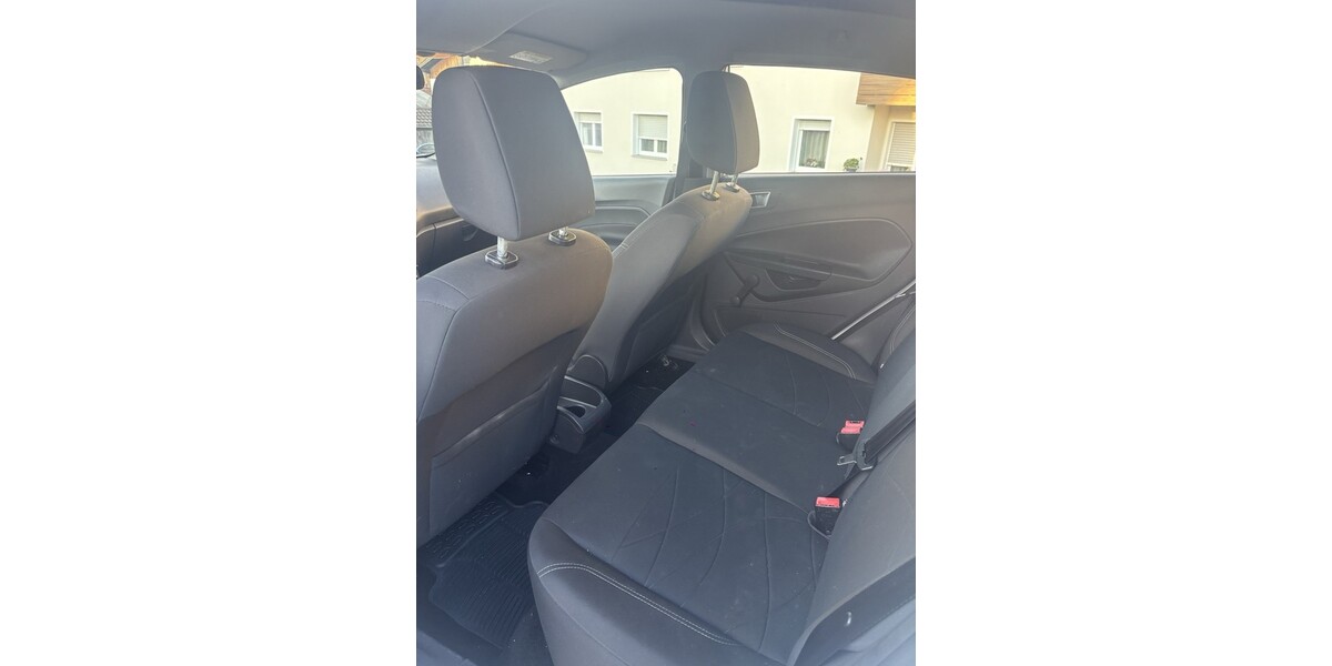 Ford Fiesta 80.000 km 6.500 &euro; Trostberg 83308
