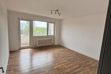 Wohnung Dietzenbach - 2 Zimmer, 52 m&sup2;, 990&euro; | Angebot:26252828