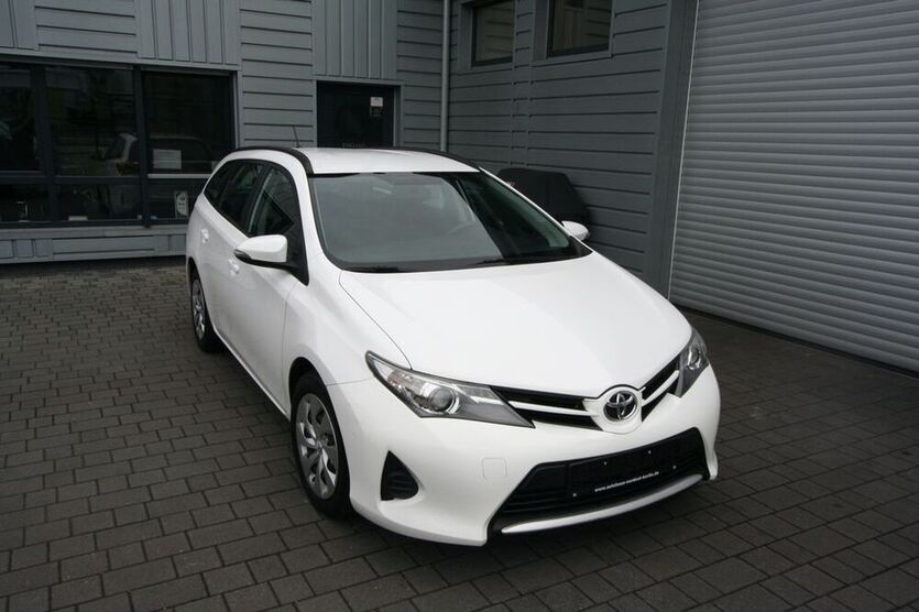 Auris