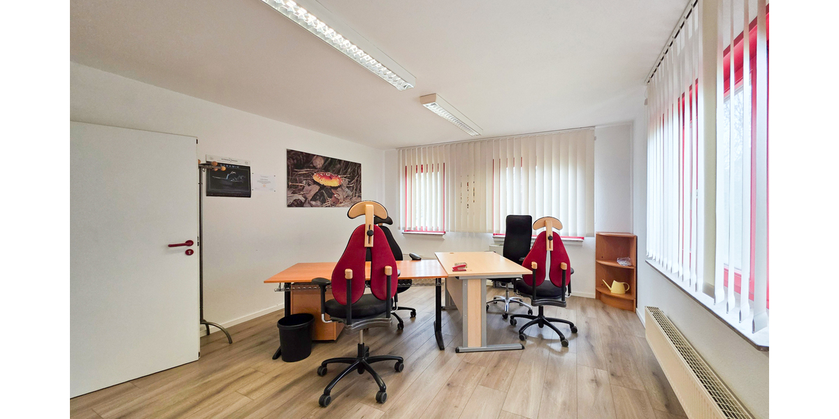 Vielseitiges Bürogebäude zum Verkauf in Gera – Schulungsräume, Parkplätze, gute Lage. - Gewerbeobjekt Gera Bieblach-Ost | Angebot:26376584