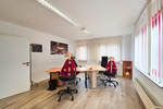 Vielseitiges Bürogebäude zum Verkauf in Gera – Schulungsräume, Parkplätze, gute Lage. - Gewerbeobjekt Gera Bieblach-Ost | Angebot:26376584