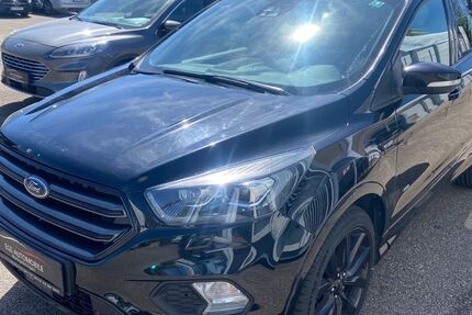 Ford Kuga 83.000 km 14.900 &euro; Markgröningen 71706