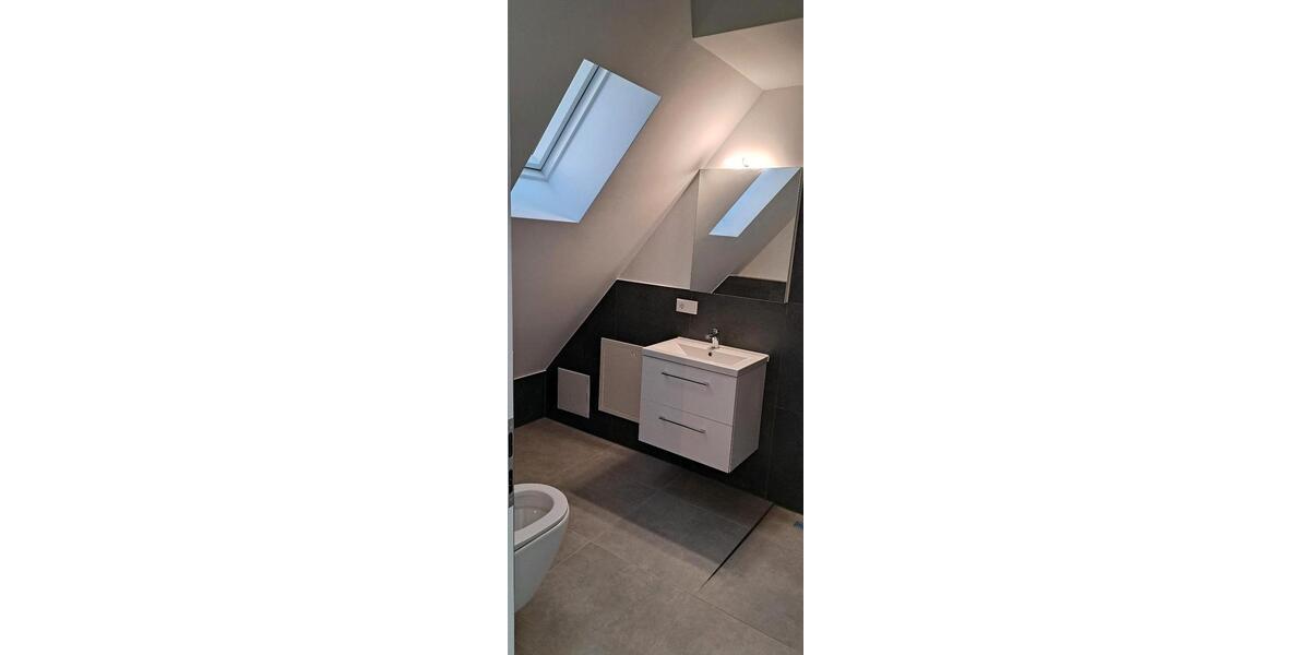 Dachgeschoßwohnung Bremen Schwachhausen - 1 Zimmer, 27 m&sup2;, 680&euro; | Angebot:26443702