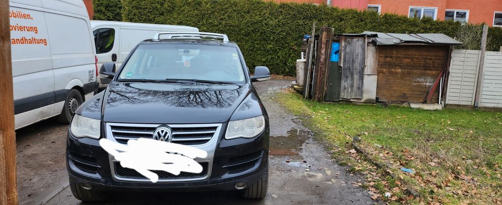 VW Touareg 311.556 km 5.200 &euro; Recklinghausen 45665