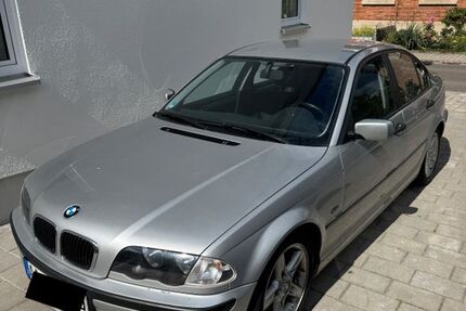 BMW 318 143.600 km 4.200 &euro; Abtsgmünd 73453