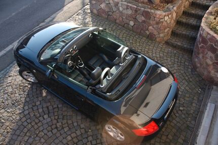 Audi TT 232.500 km 3.900 &euro; Mömbris 63776