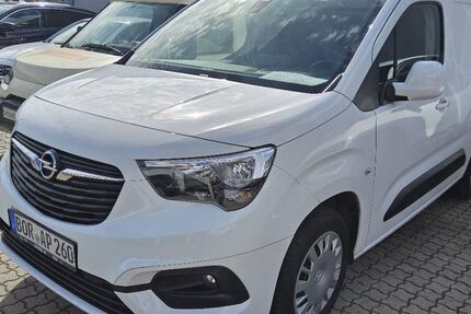 Opel Combo 92.046 km 16.490 &euro; Staßfurt (Sachsen-Anhalt) 39418
