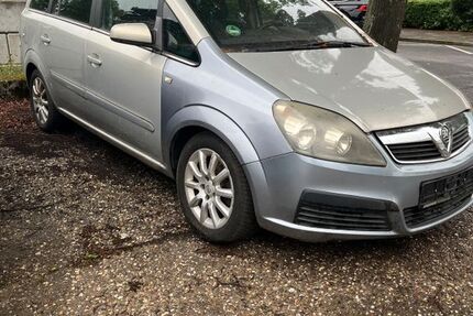 Opel Zafira 195.500 km 900 &euro; Neukirchen-vluyn 47506