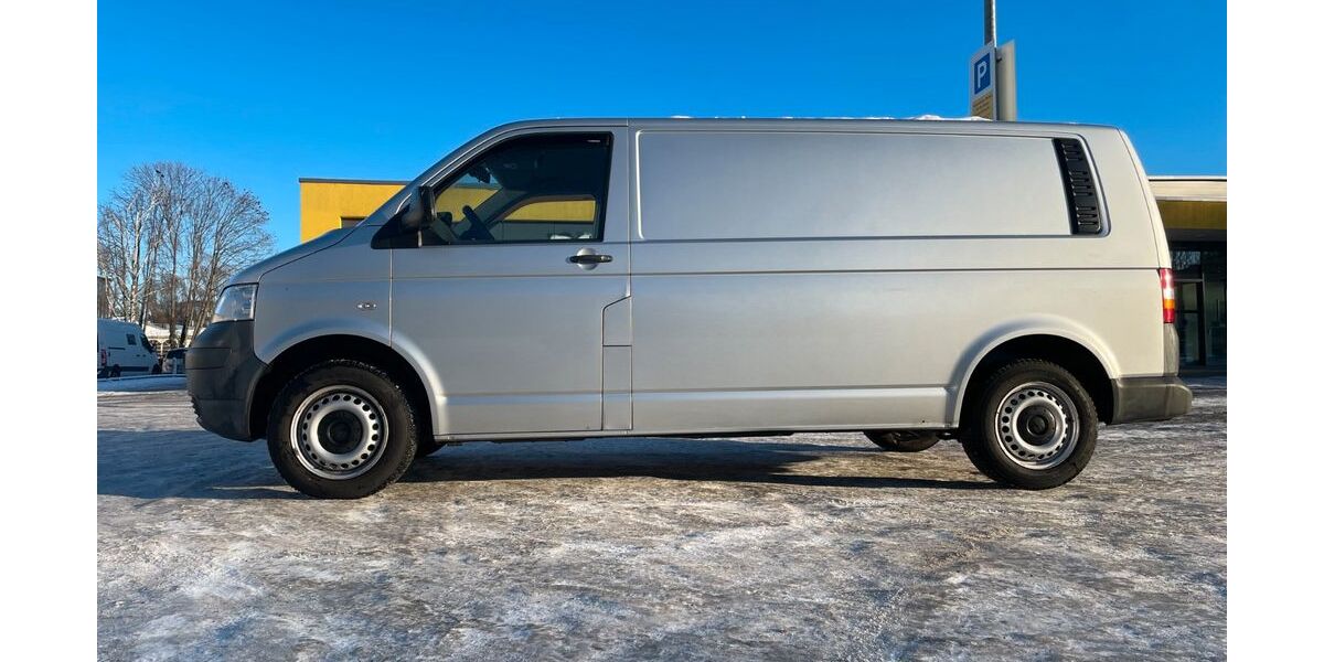 VW T5 Transporter 322.837 km 3.499 &euro; Berlin 10369